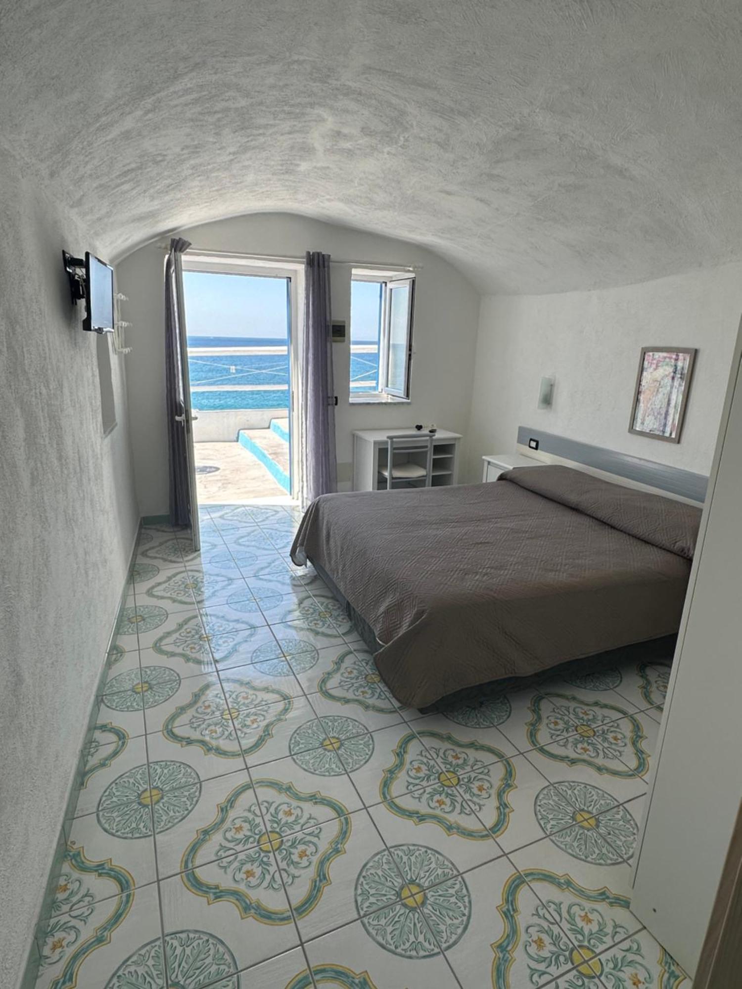 Hotel Regina Del Mare Barano dʼIschia Exterior foto